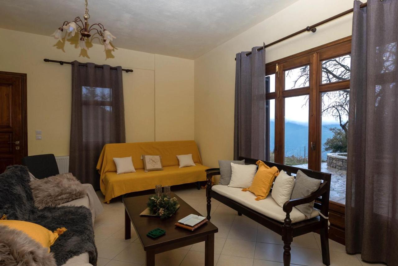 Meli Apartments Arachova Exterior photo